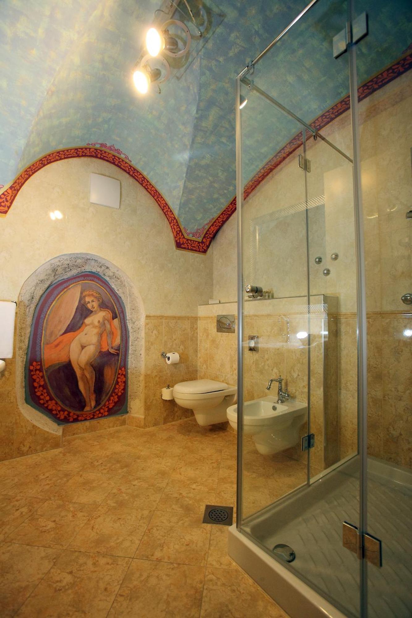 Hotel Actum Kranj Bagian luar foto